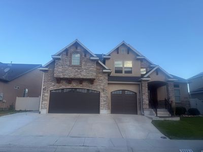 3922 W Nipoma Dune Dr