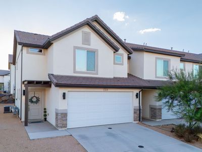 1364 S Cleft Arch Ln