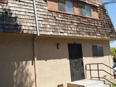 2925 Florence Ave APT 17