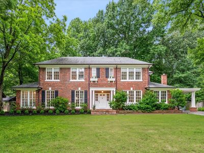 605 East Dr