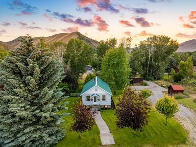 111 N Aspen Dr