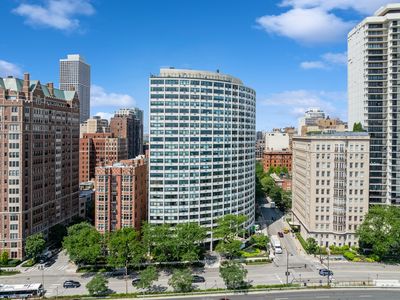 1150 N Lake Shore Dr #6GH