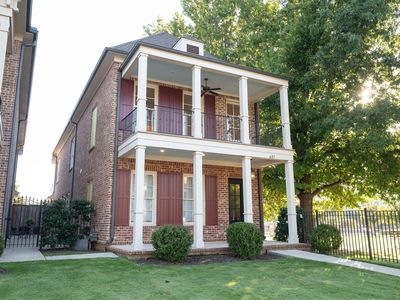 637 Adams Ave