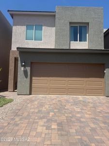 8833 N Sherry Cervi Way