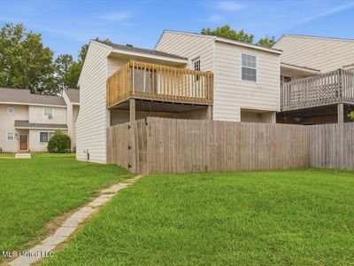 1010 Windrose Dr
