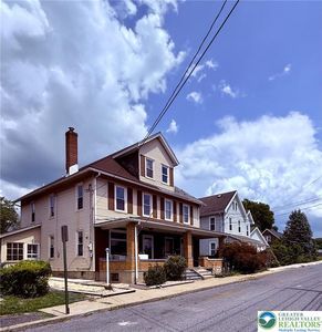 185 W 27th St