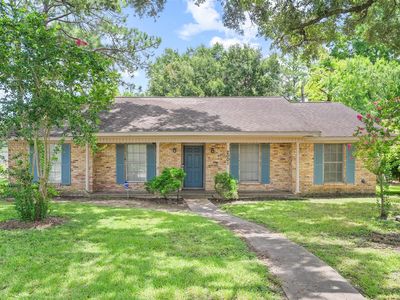 2001 Lamar Dr