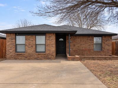 8407 Vernon Ave