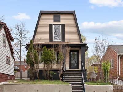 255 S 6th Ave