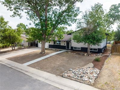 Property at 440 S Jasmine Street, Denver, CO