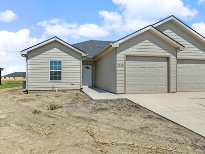 1213 Fountain Dr