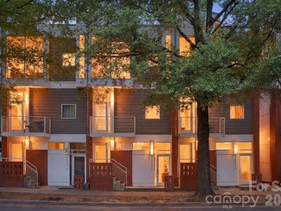 2088 Euclid Ave