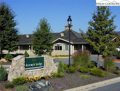 193 E Landing Drive #104