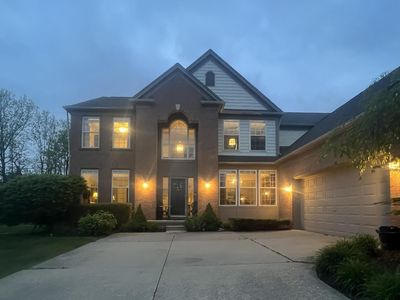 8250 Hummingbird Dr