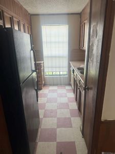 8032-8034 Skysail Ave