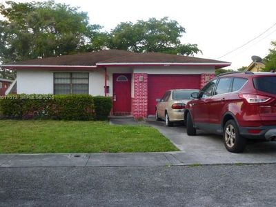 625 NW 9th Ct