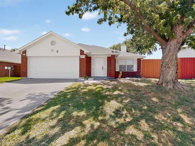 6009 Iris Dr