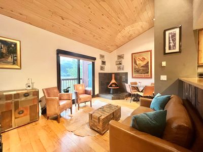 35 Pilot Knob Ln #406