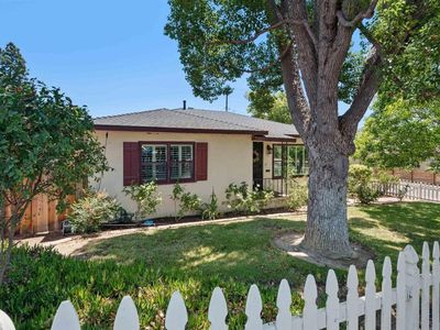 4401 Pomona Ave