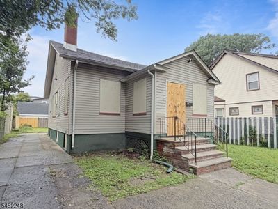 13 Linwood Pl