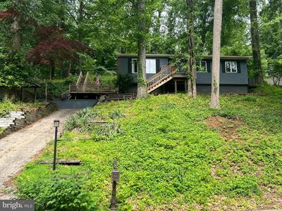 2738 Creek Rd