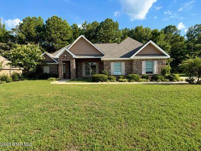 70 Lenox Ln
