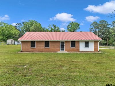 Property at 600 N Lake St, Waskom, TX