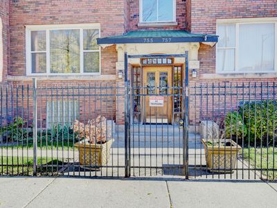 757 S Independence Blvd #3S