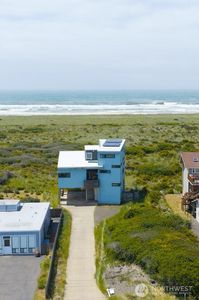 1065 Ocean Shores Boulevard SW
