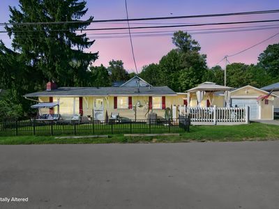 51 Cranberry Ln