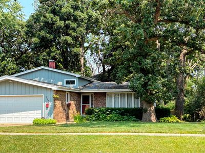 225 S Seymour Ave
