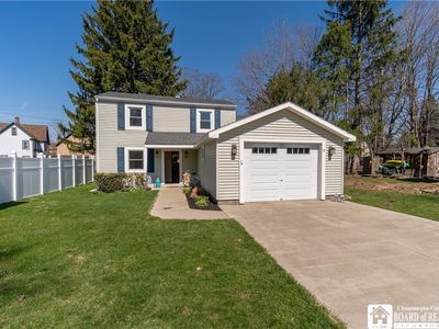 5 Sunnyside Ave