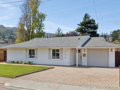 206 Cardinal Road