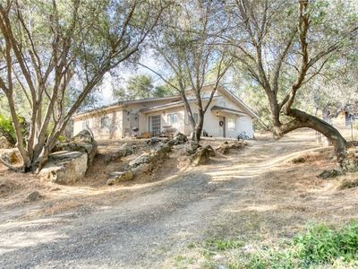 Property at 43867 Trabuco Rd, Coarsegold, CA