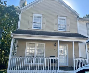 363 Jamestown Manor Dr