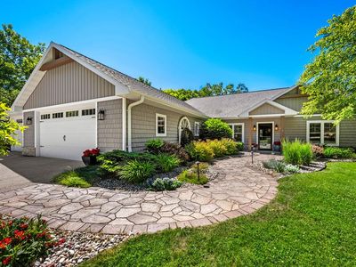 4231 Cottage Row