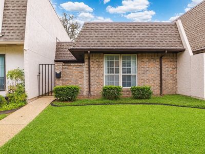 9142 Emberglow Ln