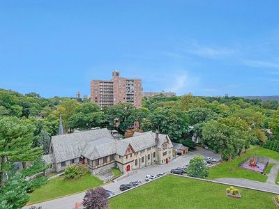 4901 Henry Hudson Pkwy W APT 10H