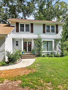 309 Fairington Dr