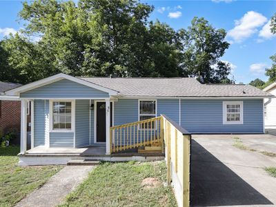 Property at 807 W Franklin St, Anderson, SC