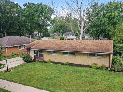 818 Gross Ave
