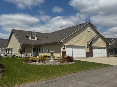 160 Cardinal Ln