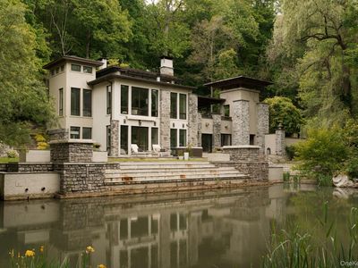 320 Long Hill Road
