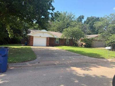 1001 E Will Rogers Dr