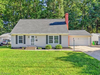 Property at 136 Pinehurst Rd, Munroe Falls, OH
