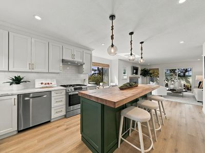 12 Bermuda Harbor Boulevard