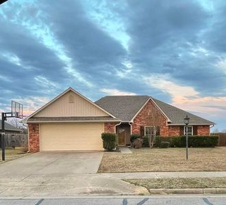 810 Laurel Way