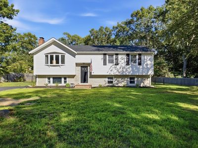 18 Montgomery Dr