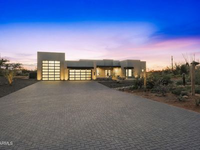1676 E CREEK CANYON Road