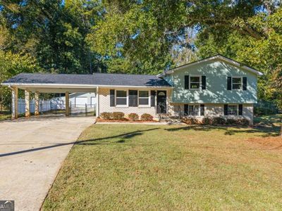 7425 Rountree Dr